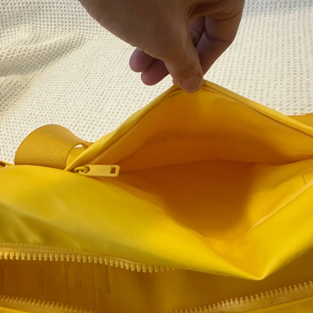 AWAY duffel bag NWOT Yellow - Picture 9 of 11